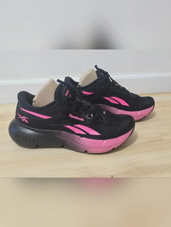 Women's Zignition Running Shoe Sz 9 - Picture 5 of 8